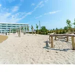 Polanki Aqua Premium - Bezplatny Parking Baseny Sauny Bawialnia Silownia * Kolobrzeg