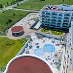 Polanki Aqua Premium - Bezplatny Parking Baseny Sauny Bawialnia Silownia Apartment
