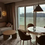 Apartment Polanki Aqua Premium - Bezplatny Parking Baseny Sauny Bawialnia Silownia *