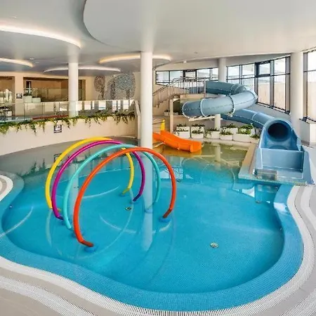 Polanki Aqua Premium - Bezplatny Parking Baseny Sauny Bawialnia Silownia