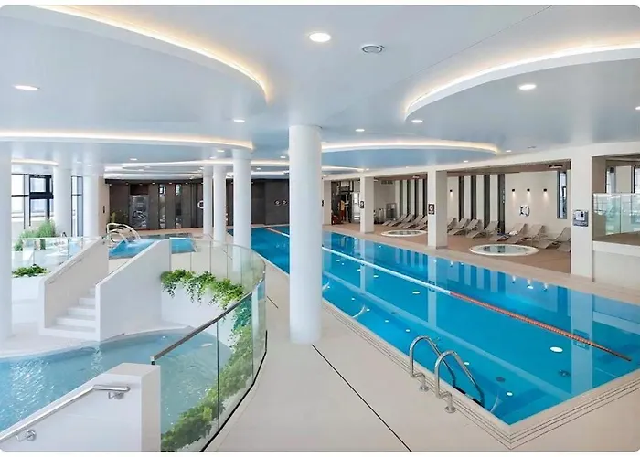 Polanki Aqua Premium - Bezplatny Parking Baseny Sauny Bawialnia Silownia Kołobrzeg